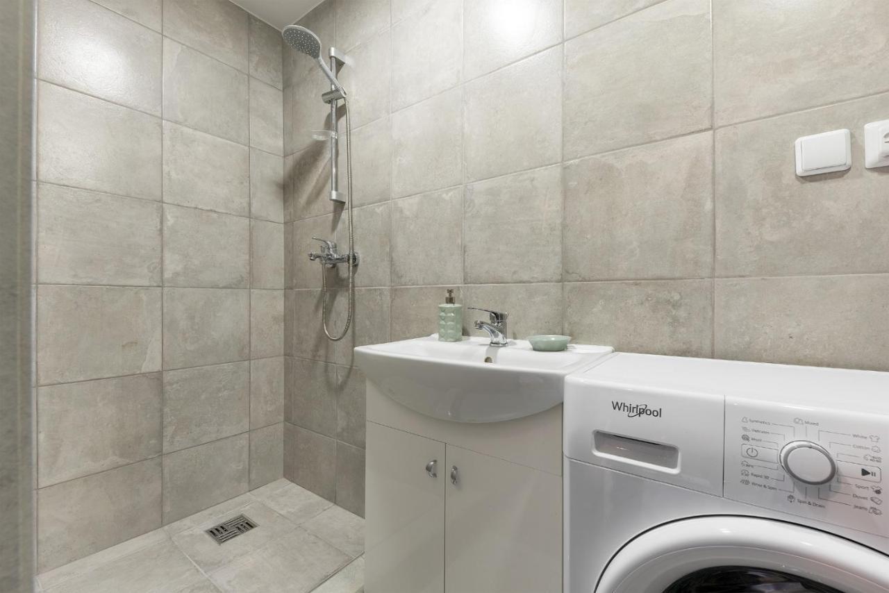Shanghai Banzai Family Apartment וילנה מראה חיצוני תמונה